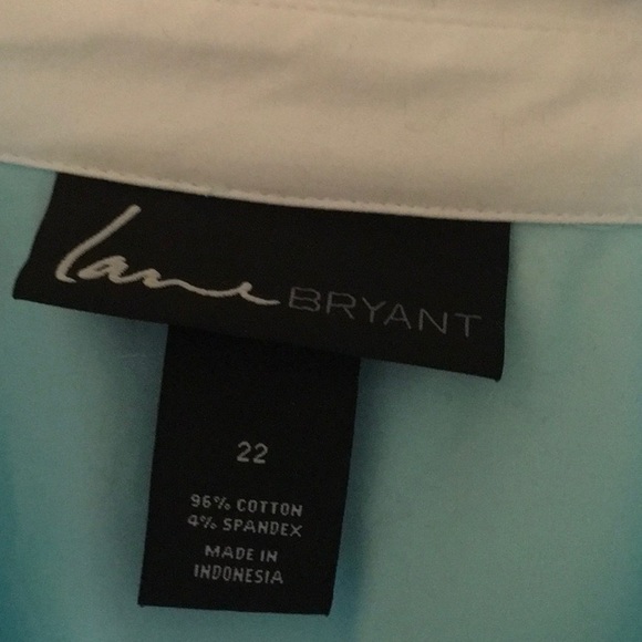 Women’s plus size button down shirt. Size 22 - Picture 3 of 7